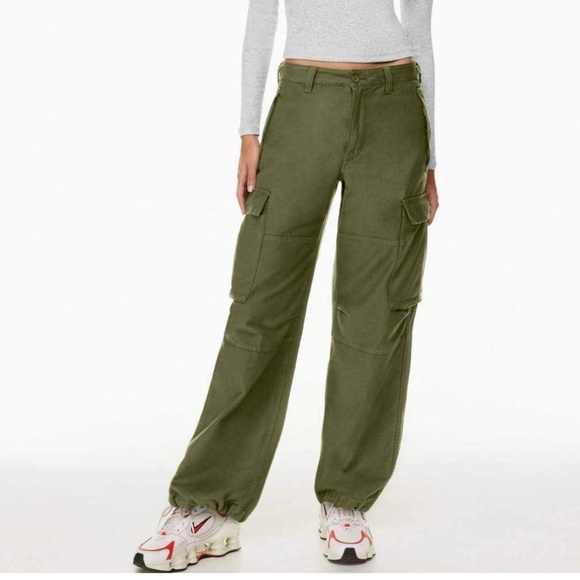 TNA Pants - TNA Aritzia Supply Cargo Pant Relaxed Mid-rise Baggy Utility Cotton Green Size 8